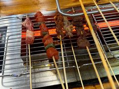 -哈尔滨小酒馆·鲜肉现穿自助烧烤(康新花园店)