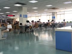 -南山图书馆(常兴路店)