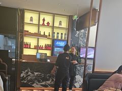 -新白鹿餐厅(滨江银泰店)