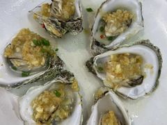 -覃记海鲜美食餐厅