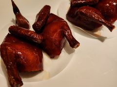 脆皮妙龄鸽-新荣记(新源南路店)