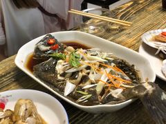 清蒸多宝鱼-人和啤酒屋海鲜大排档(营口路店)
