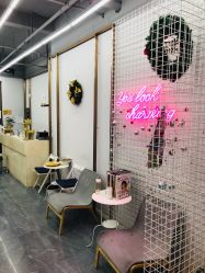 前台-茶发Salon·烫发染发理发