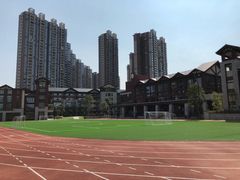 操场-广州加拿大国际学校