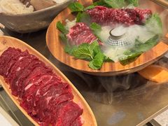 -左庭右院鲜牛肉火锅(新梅广场店)