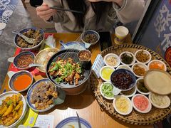 -包整·丝娃娃(一览甲秀楼风景店)