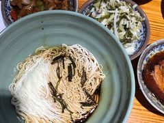 葱油拌面-老外婆本帮面(塔城路店)