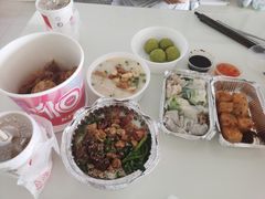 -赵财财·肠粉·煲仔饭(华润万象城店)