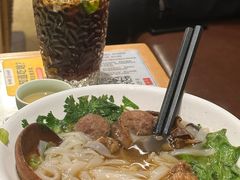 -潮界(LU·ONE凯德晶萃广场店)