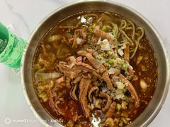 -鹍记特色牛杂面