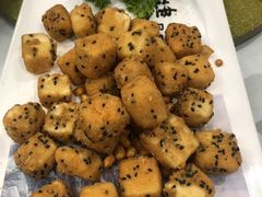 -胡记饭店(保工街店)