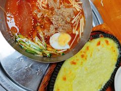 -亲昵春川鸡排(韩国美食街店)