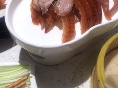 -三人行骨头王火锅(长寿店)