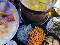 -捞围鲜·港式打边炉(海阳路店)