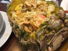 -Dang restaurant (patong phuket)