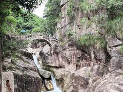-鄣山大峡谷