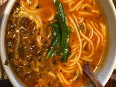 -云海肴·汽锅鸡·云南菜(天山百盛优客店)