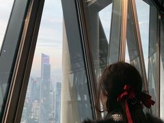 -广州塔卢特斯法国旋转餐厅