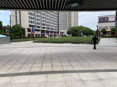 -浦江城市生活广场(江月路店)