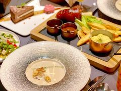 -YUE·6·西式融合餐厅(外滩六号店)
