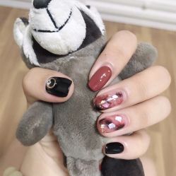 -Pink You美甲美睫纹绣定制中心