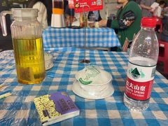 -老街烧烤大排档·地道湖北菜·龙虾馆(汉口火车站店)