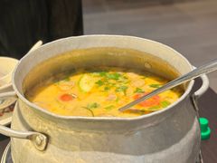 泰式冬阴功虾汤-大头虾越式风味餐厅(光明广场店)