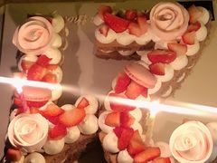 -喜莲那蛋糕(经六街店)