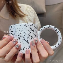 -米小兔美甲美睫