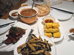 -聚友斋(陶瓷琉璃馆水晶街店)