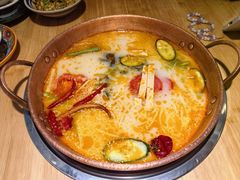 -洱火云南酸菜牛肉火锅(石景山当代商城店)