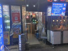 -老东镇啤酒屋海鲜加工·蒸汽海鲜·海鲜烧烤(台东店)