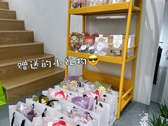 -银泰百货(海宁店)