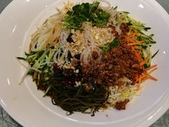 -老码头黑皮肘子锅包肉(赣水路店)