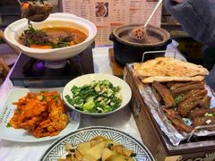 -霄汉牛三鲜湖北砂锅菜(万松园2店)