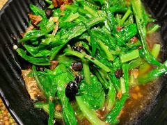 豆豉鲮鱼油麦菜-潮十三潮汕砂锅粥(高新四路大都荟店)
