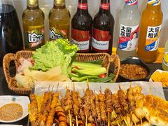 -卞二小串·鹤岗烧烤·坑烤(永定路店)