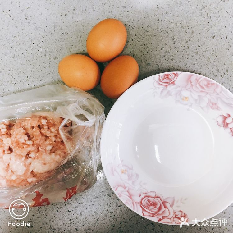 伊娃肉肉的快手肉末蒸蛋