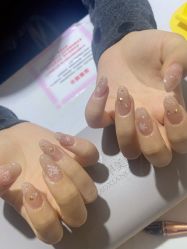 -瞧·享轻奢美甲美睫