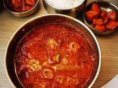 辣牛肉汤-梨花牛肉汤饭(仁恒伊势丹店)