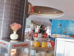 -宝利来国际大酒店-凤凰阁旋转餐厅