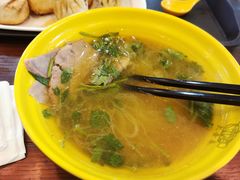 咖喱牛肉粉丝汤-大壶春生煎(四川中路店)