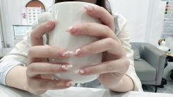 -雅洁美甲美睫
