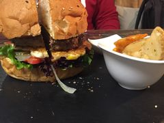 芝士汉堡-HIGH FIVE哈福手工汉堡(桂林路店)