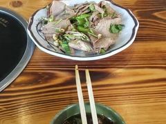 -宝瑞门钉肉饼店