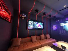 -星聚会KTV(上海松江万达店)