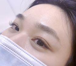 -花岐款式专研健康美甲沙龙