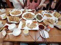 -宣海荣锅贴大王·陕味小吃集(钟楼店)