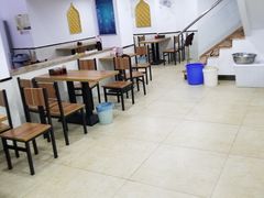 大堂-草桥清真牛肉锅贴扁食店