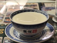-广信牛奶甜品世家(台东店)